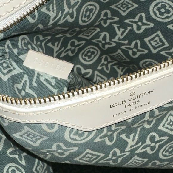 Preowned Louis Vuitton Tahitienne Limited Edition Tote - Picture 7 of 15